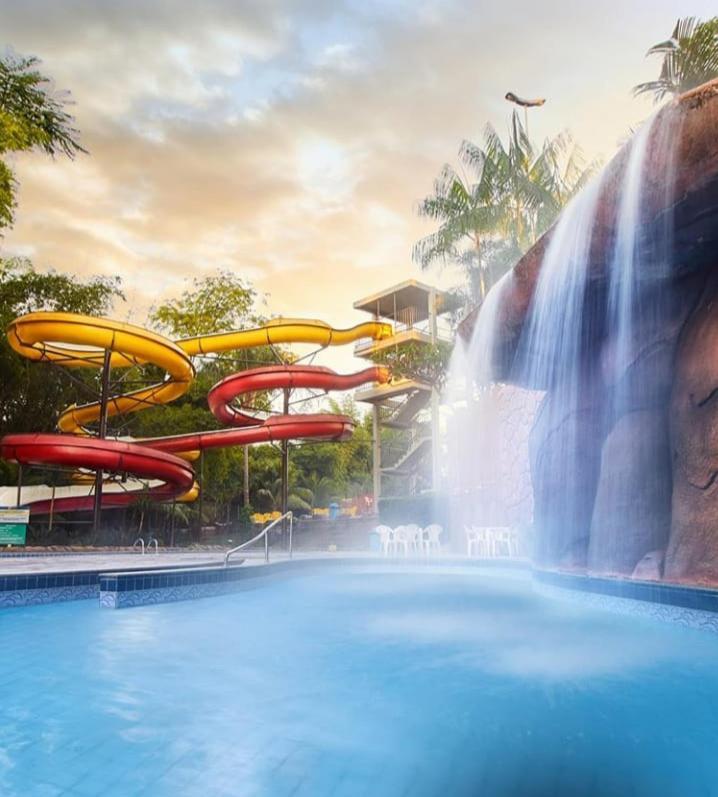 Suite Caldas Novas - Golden Dolphin Grand Hotel エクステリア 写真